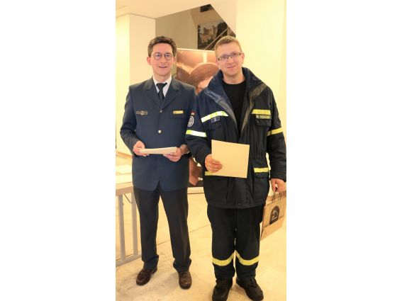 THW-Einsatzkräfte erhalten Bundesflutmedaille - Fluthilfe 2021 © Kreis Paderborn